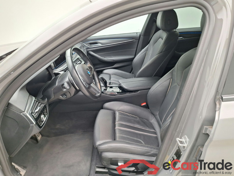 BMW, 5-serie To FL'20, BMW 5 Reeks Touring 530e Auto 5d #3