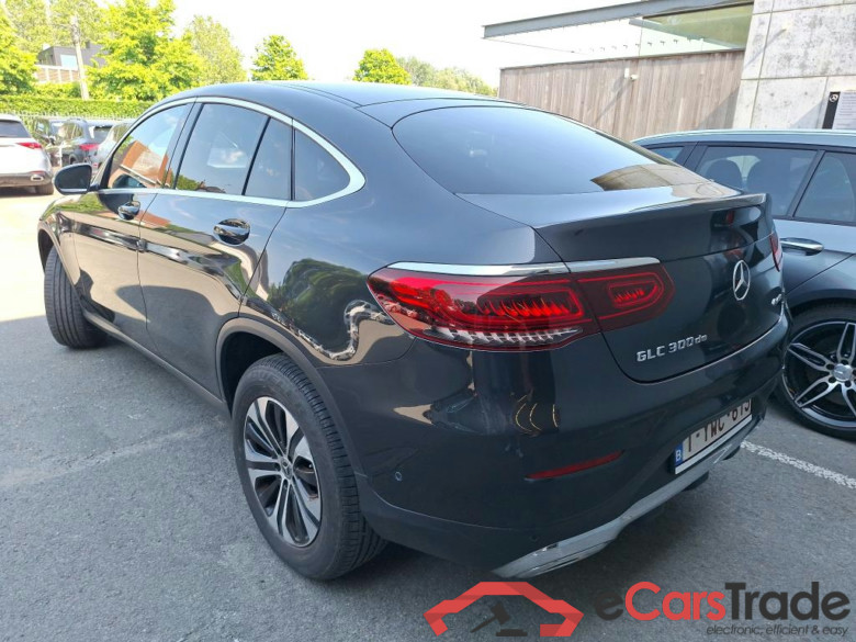 MERCEDES-BENZ GLC COUPAu2030 2.0 GLC 300 DE 4MATIC 4WD AUTO #3