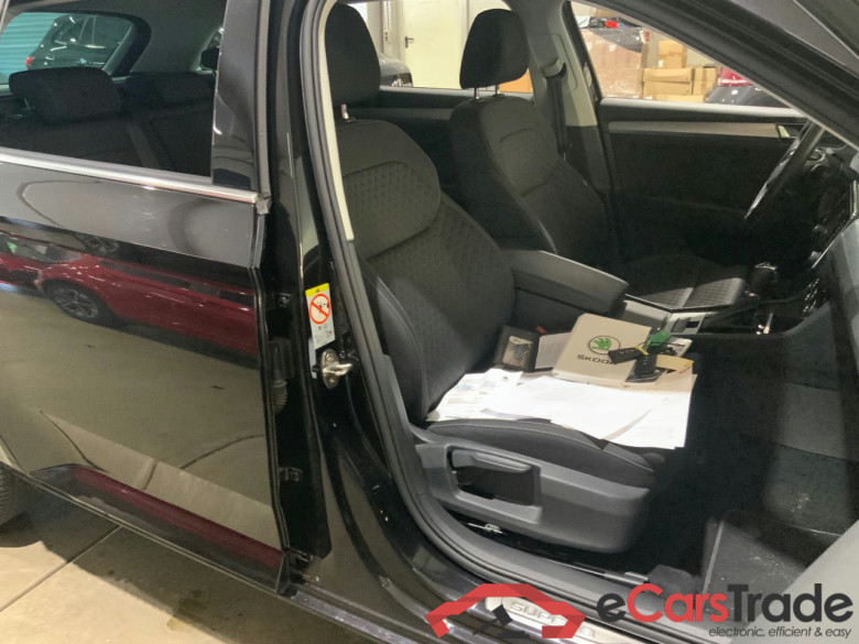 Superb Combi Ambition 2.0 TDI 110KW AT7 E6d #4