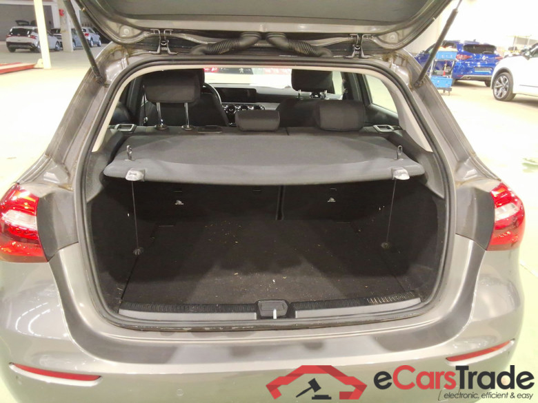 MERCEDES-BENZ A-Klasse 2.0 A 180 D BUSINESS SOLUTION ESSENTIAL #3