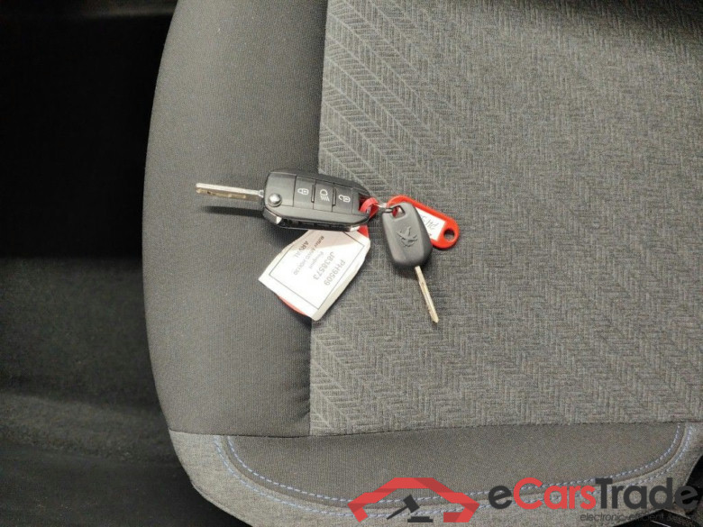 PEUGEOT RIFTER MWB DIESEL 1.5 BHDi 130 Long Allure S&S (EU6.2) 5d Auto !!! Voir Comment !!! #4