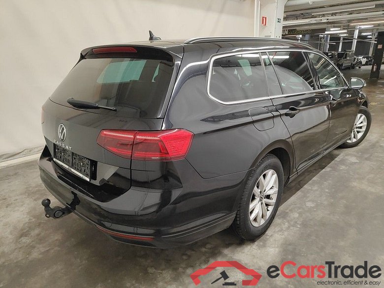 Volkswagen Passat Variant 2.0 TDI 90kW DSG Style Business 5d #2