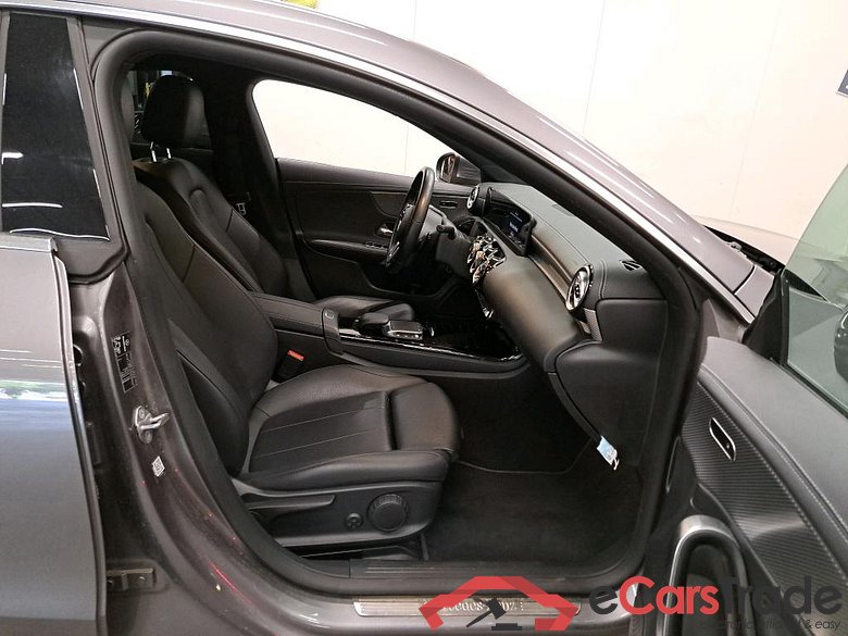 MERCEDES - MER CLA 180 d DCT 116PK Business Solution Luxury #3