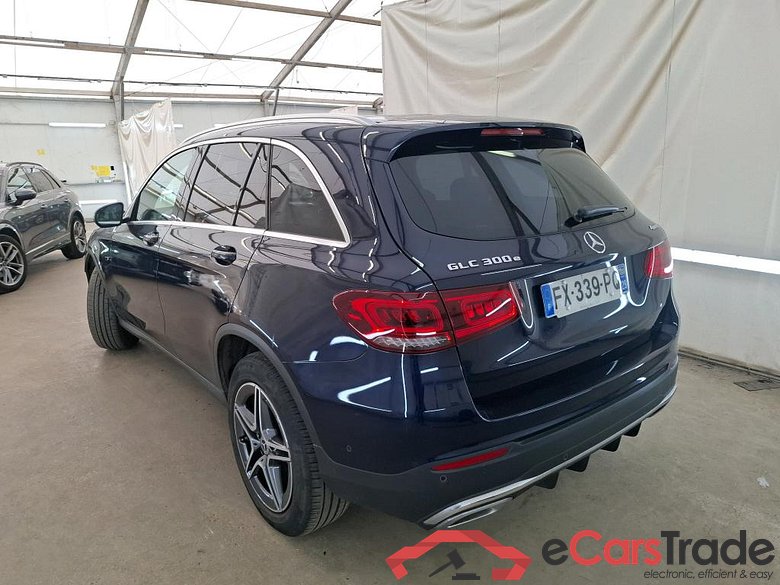 MERCEDES-BENZ GLC / 2019 / 5P / SUV GLC 300 e AMG Line 4Matic #2
