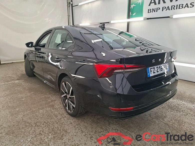 SKODA Octavia / 2020 / 5P / Berline 1.4 TSI PHEV iV 204 DSG6e Business #2