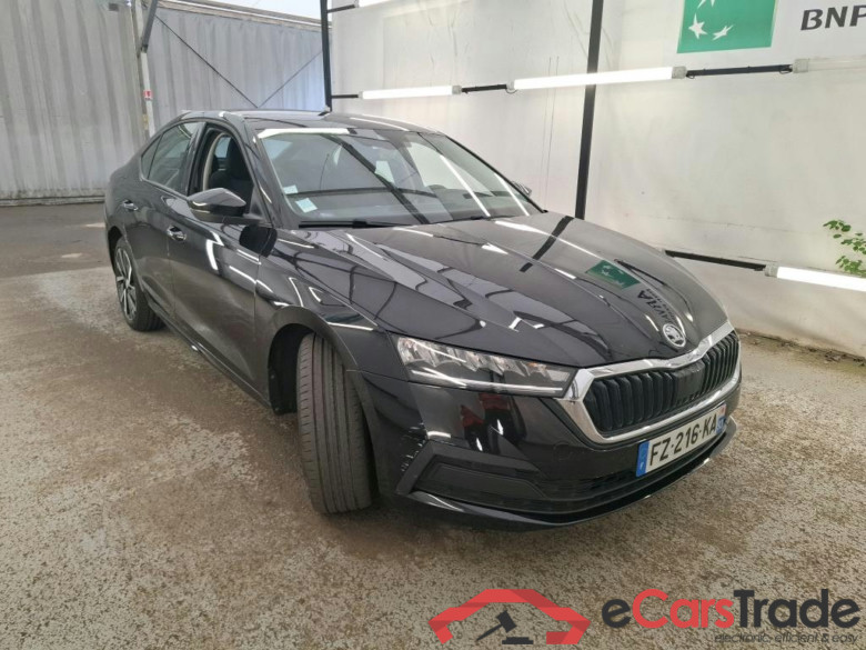 SKODA Octavia / 2020 / 5P / Berline 1.4 TSI PHEV iV 204 DSG6e Business #4