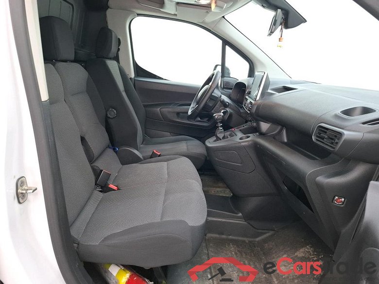 CITROEN Berlingo Van / 2018 / 4P / Fourgonnette M 650kg BlueHDi 100 S&S BVM Driver #6