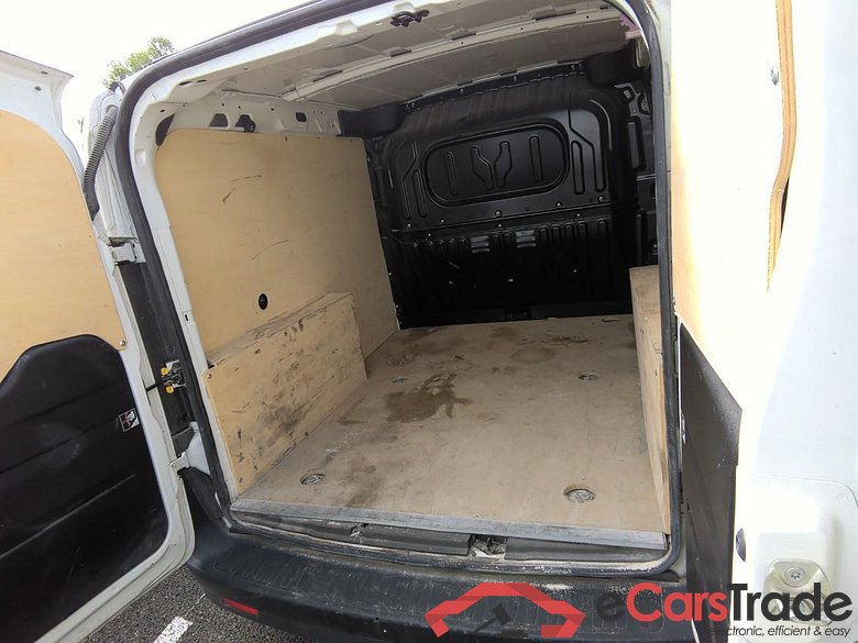 DOBLO CARGO 1.6MJT 105 BUSI #5