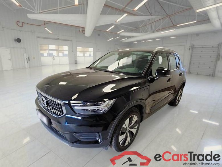 VOLVO XC40 / 2017 / 5P / FUORISTRADA T4 PLUG-IN HYBRID AUTO RECH INSC EXPR N1 #1