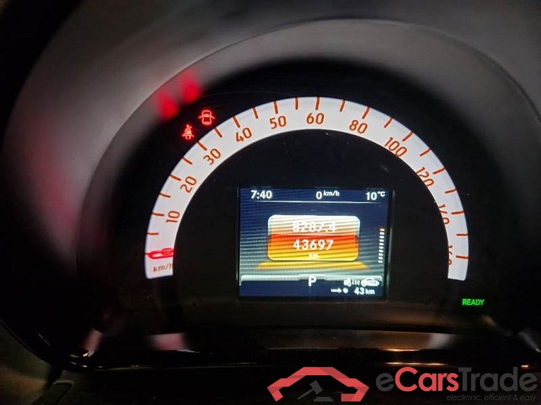 SMART FORTWO COUPÈ / 2019 / 3P / COUPE EQ 60KW PASSION #4