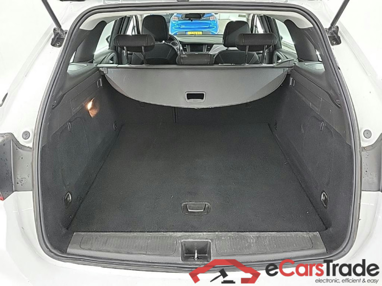 OPEL Astra Sports Tourer 1.2 turbo 81kW Edition 5D #5