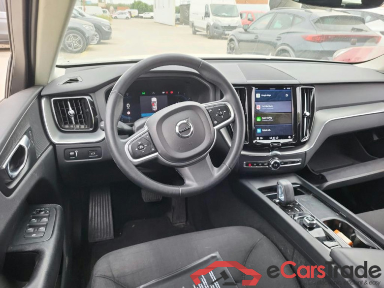 VOLVO XC60 / 2017 / 5P / todoterreno 2.0 B4 D Momentum Pro Auto #3