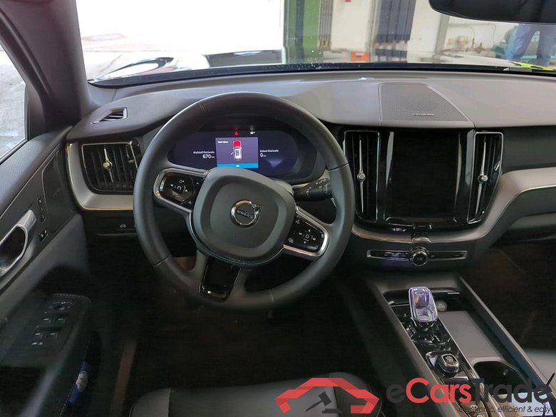 XC60 Plus Dark Recharge Plug-In Hybrid AWD 2.0 T6 293KW AT8 E6d #6