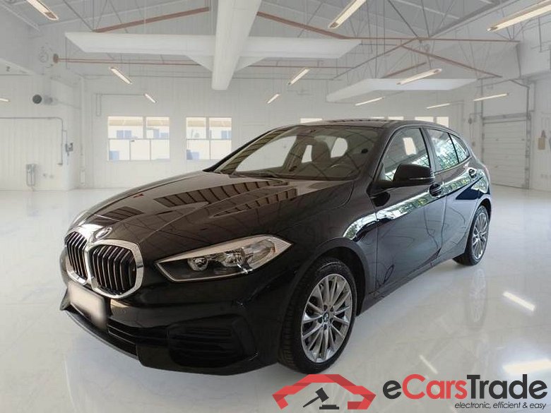 BMW SERIE 1 / 2019 / 5P / BERLINA 116D BUSINESS ADVANTAGE