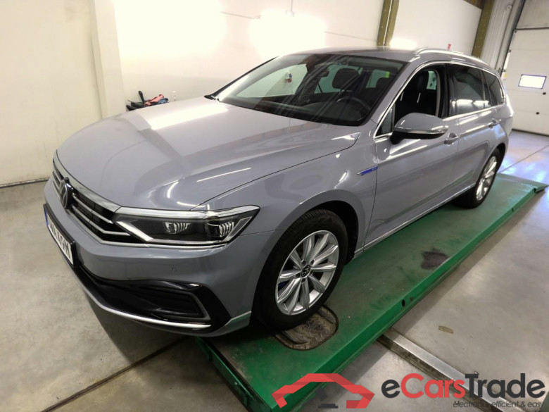Passat SC PHEV GTE Aut #1