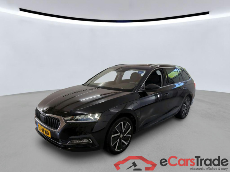 SKODA Octavia Combi 110 kW #1