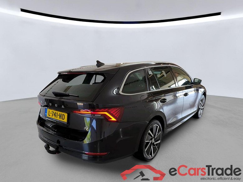SKODA Octavia Combi 110 kW #6