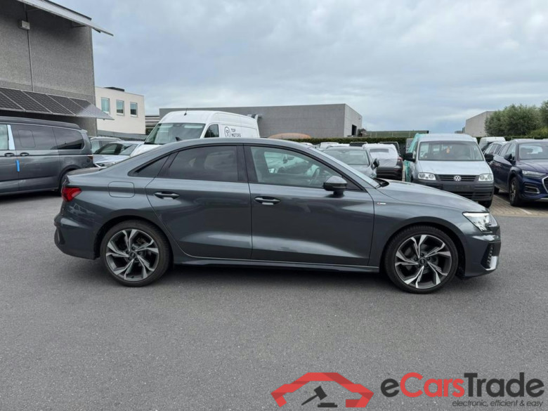 AUDI A3 Sedan A3 30 TFSI Business Edition S line S tronic #4