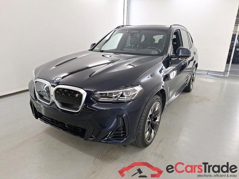 BMW IX3 80KWH AUTO