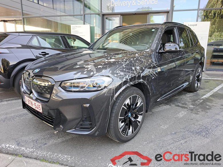 BMW IX3 80KWH AUTO