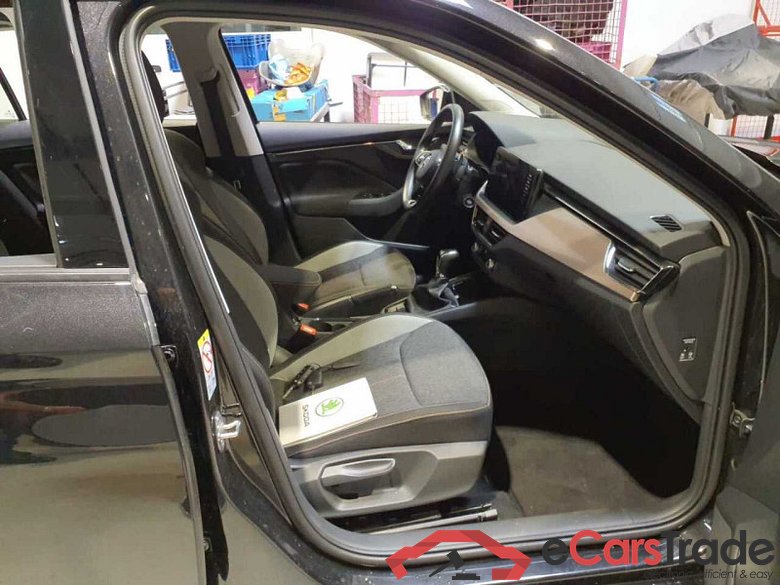 Skoda Kamiq (NW4)(07.2019->) DE - SUV5 1.5 TSI EU6d, Style OPF, 2020 - 2023 #3