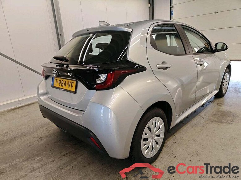 TOYOTA Yaris 1.5 VVT-i Active #2