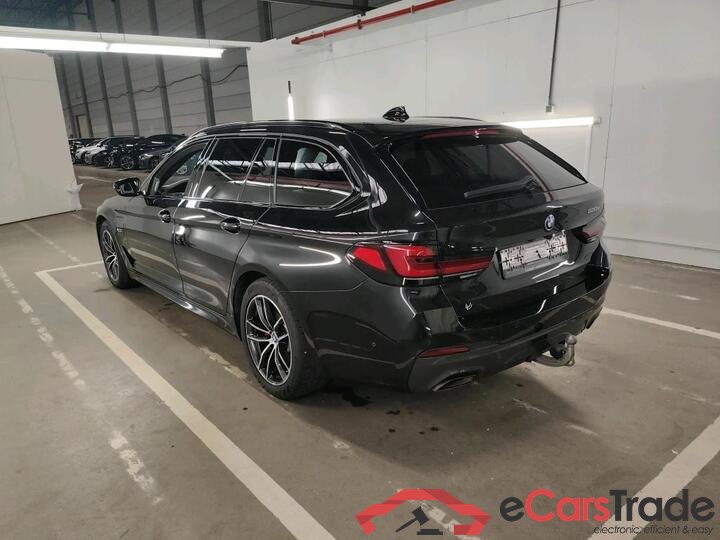 BMW 5 Reeks Touring 5 Reeks Touring 520e 150kW (PHEV) 150kW/204pk  5D/P Auto-8 #3