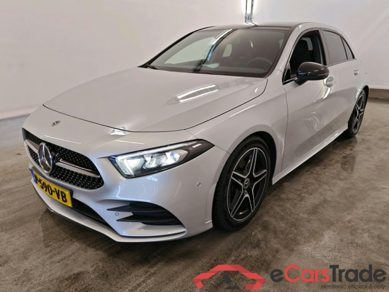 Mercedes-Benz A-Klasse A 200 7G-DCT Business Solution AMG 5d + Pano #1