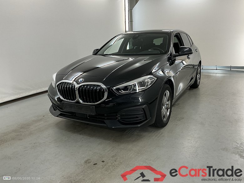 BMW 1 SERIES HATCH 1.5 118IA (100KW) #1