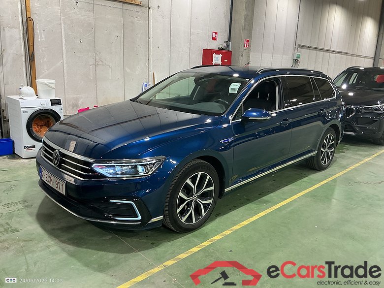 VOLKSWAGEN PASSAT VARIANT 1.4 TSI MSQ VARIANT GTE BUSINESS #1