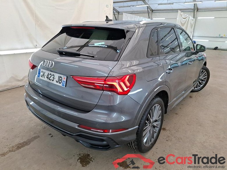AUDI Q3 / 2018 / 5P / SUV 45 TFSI E 245 S TRONIC S LINE #3