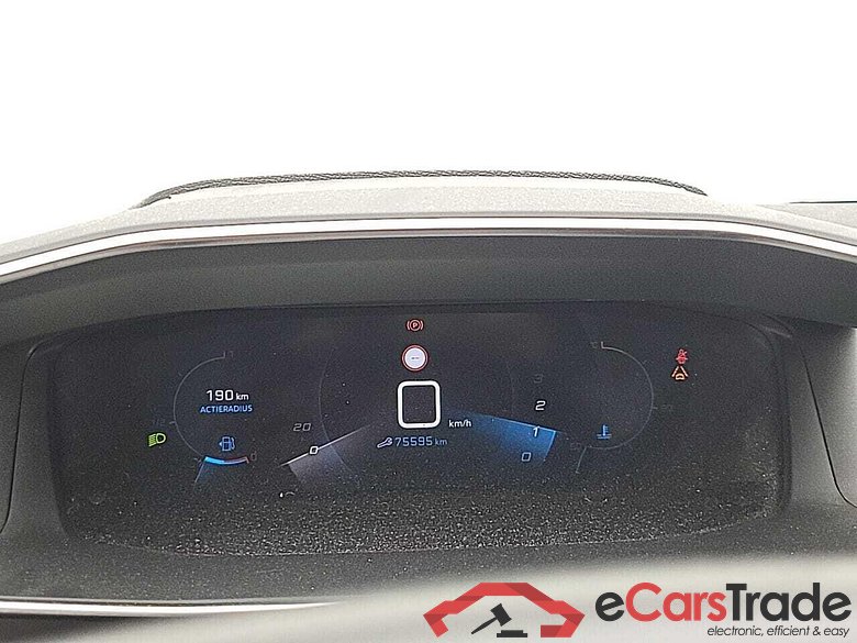 PEUGEOT 208 1.2 PureTech Allure #4