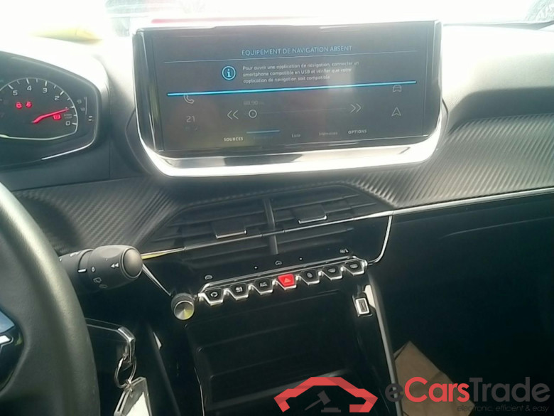 Peugeot 2008 1.2 Puretech LED Navi Klima PDC ... #4