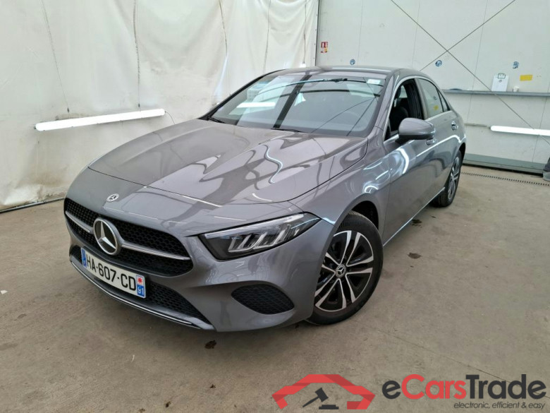 MERCEDES-BENZ Classe A Berline / 2022 / 4P / Berline A 250 e Business Line 8G-DCT #1
