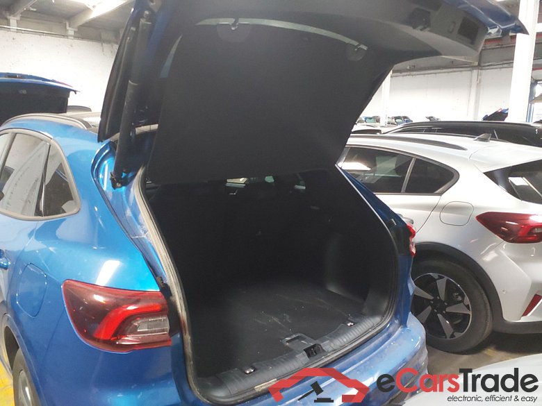 FORD Kuga 2.5 PHEV 243cv WT Gancho Automatico St Line X(Pano-Roof + Winterpack) #6
