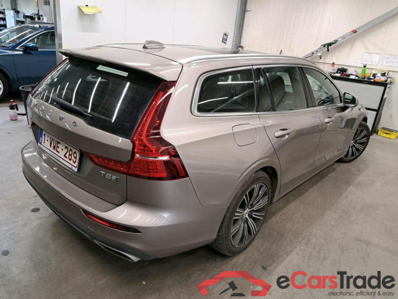 Volvo V60 2.0 T8 4x4 Plug-In Hybrid Inscription Aut. Pano LED Virtual Sport-Leather Navi KeylessGo Camera Klima PDC ... #2