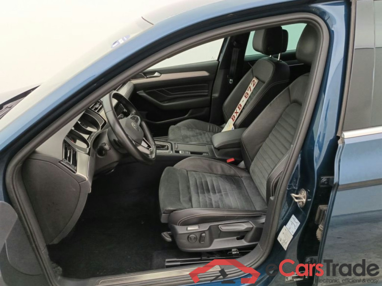 Volkswagen Passat 2.0 TDI 90kW Elegance Business DSG 4d #3