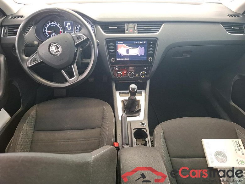 Octavia Break Business 1.6 TDI 115CV BVM5 E6 #5