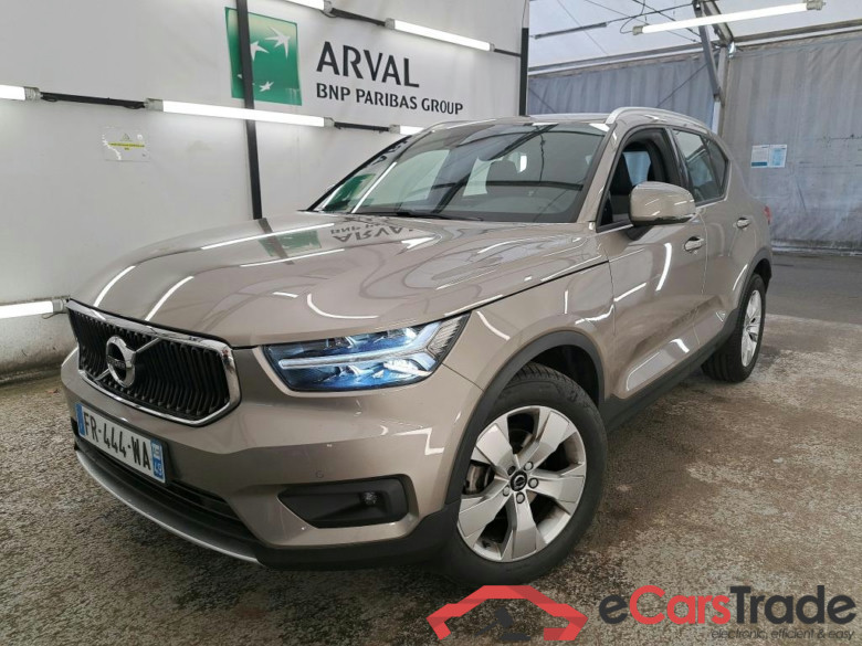 XC40 Momentum 2WD 2.0 D3 150CV BVA8 E6dT #1