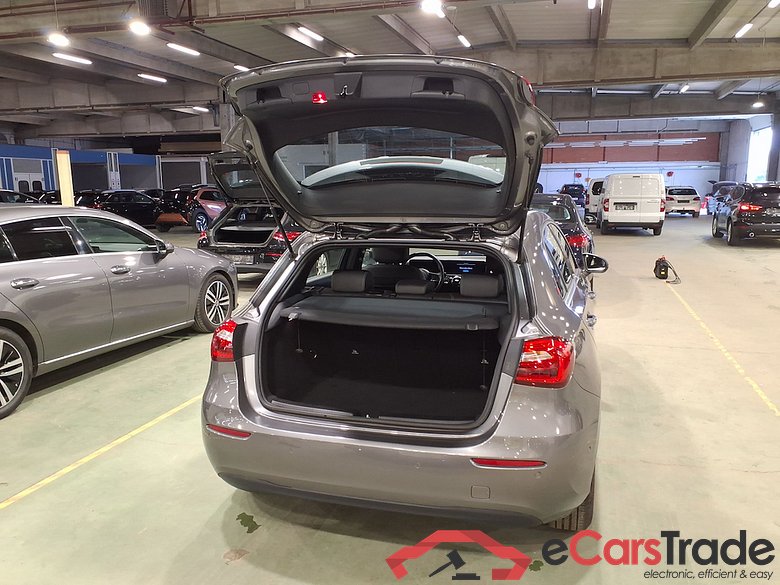 MERCEDES-BENZ CLASSE A DIESEL (W177) A 180 d Business Solution #3