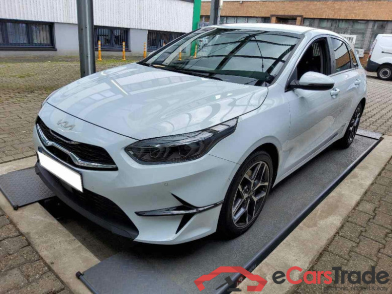Kia Ceed (CD)(2018->2026) DE - LimS5 1.5 T-GDI EU6d, Platinum Edition, (Facelift) 2021 - 2024 #1