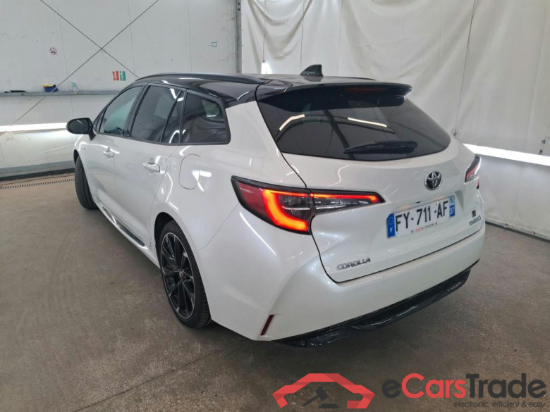 TOYOTA Corolla Touring Sports / 2018 / 5P / Break Hybride 184h GR Sport #2
