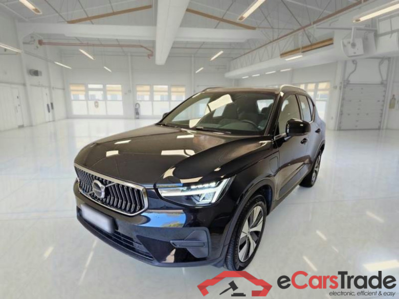 VOLVO XC40 / 2021 / 5P / SUV T4 RECHARGE PLUG-IN AUTO CORE #1