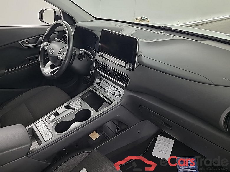 HYUNDAI Kona Comfort Smart Electric 64 kWh 5D #6