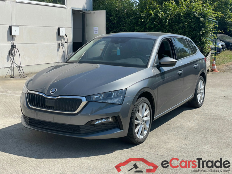 Skoda Scala 1.0 TGI Clever LED Virtual Navi KeylessGo Camera Klima PDC ... #1