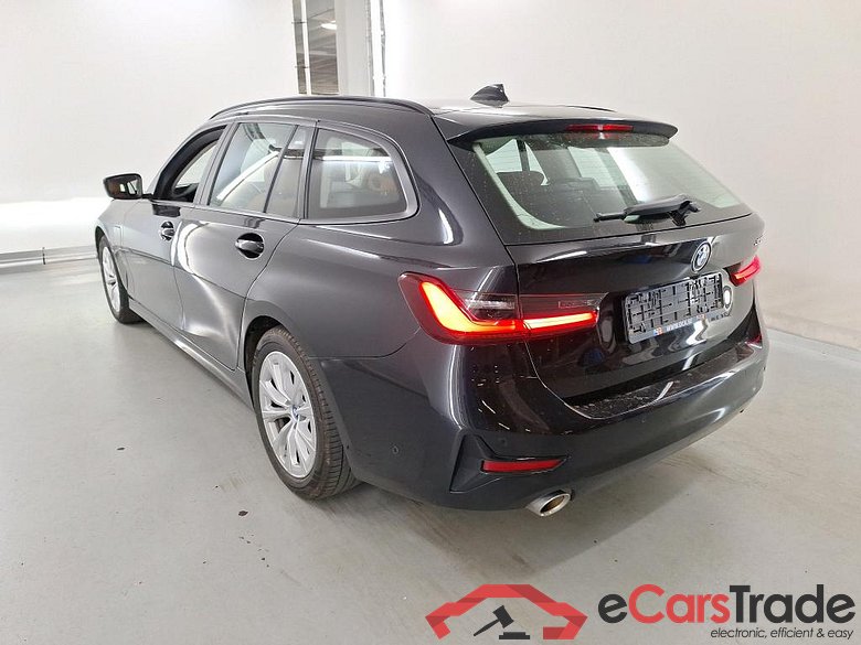 BMW 3 SERIES TOURING 2.0 330E (215KW) TOURING #3