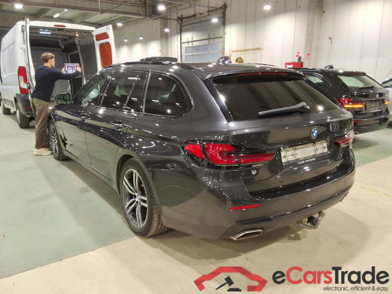 BMW 5 SERIES TOURING 2.0 520E TOURING AUTO #2