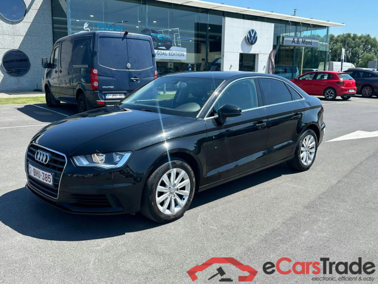 AUDI A3 Sedan Audi A3 Berline Attraction 1.6 TDI  81(110) kW(ch) S tronic #1