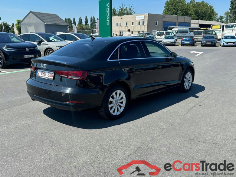 AUDI A3 Sedan Audi A3 Berline Attraction 1.6 TDI  81(110) kW(ch) S tronic #2
