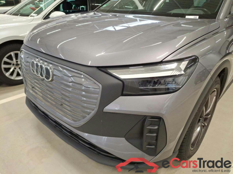 AUDI Q4 E-TRON 45 QUATTRO #4